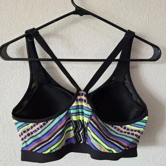 Victorias Secret US Sz 36C VSX Multicolor Zigzag Pattern Zip Front Sports Bra - Picture 4 of 8